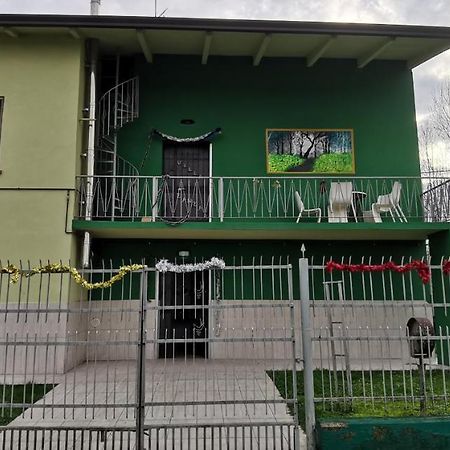 Villa Pertini Appartamento Primo Piano Nel Parco Oglio Sud Canneto sull'Oglio 외부 사진